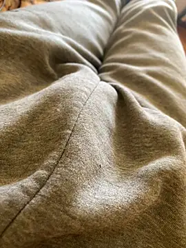 MuzzyFacing online show from April 2026 11:47:01 AM