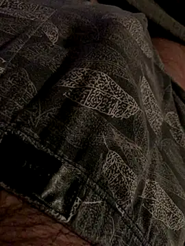 MuzzyFacing online show from December 2025 10:22:02 PM