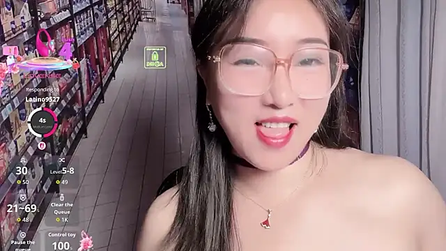 Liqinqin online show from October 2025 04:55:02 PM