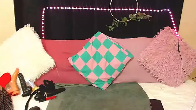 AmazingDarkDoll online show from November 2025 04:06:02 PM