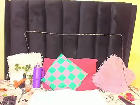 AmazingDarkDoll online show from February 2026 08:30:02 PM