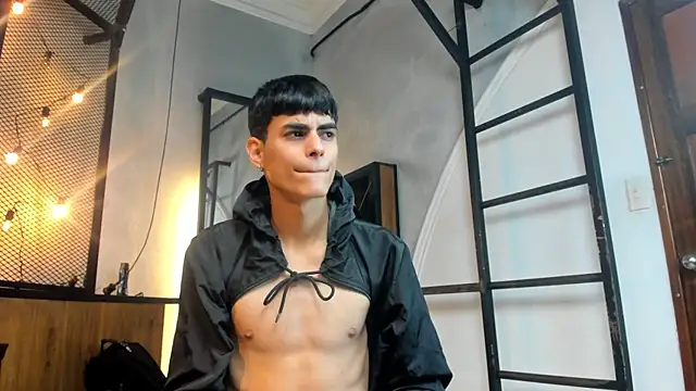 Dani mc1 online show from October 2025 11:31:02 AM