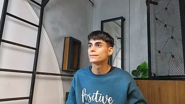 Dani mc1 online show from December 2025 11:49:02 AM