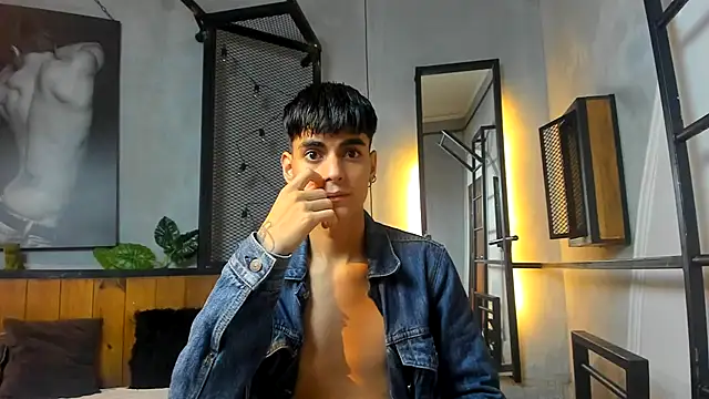 Dani mc1 online show from September 2025 11:46:02 AM