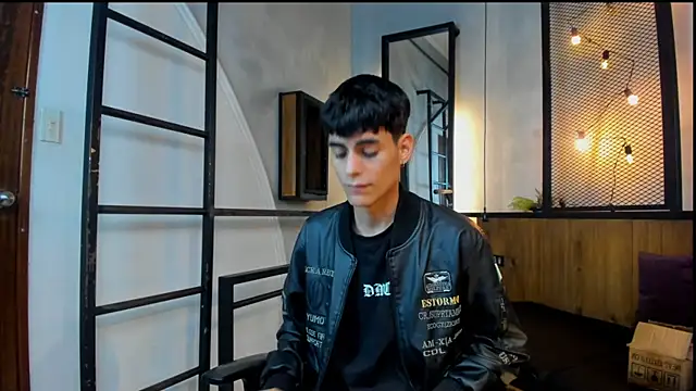 Dani mc1 online show from November 2025 11:32:02 AM