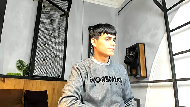 Dani mc1 online show from October 2025 11:31:02 AM