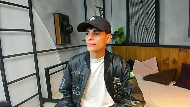 Dani mc1 online show from November 2025 11:37:02 AM