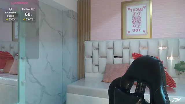 allyssa bellini s online show from October 2025 08:30:01 PM