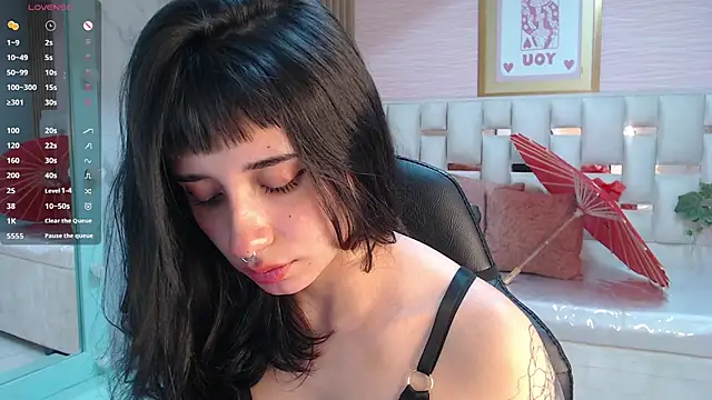 allyssa bellini s online show from October 2025 08:24:02 AM