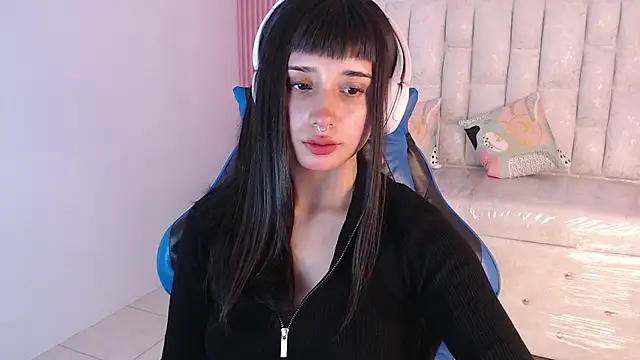 Snapshot of allyssa_bellini_s chatting on September 2025 03:28:01 AM allyssa bellini s online show from September 2025 03:28:01 AM