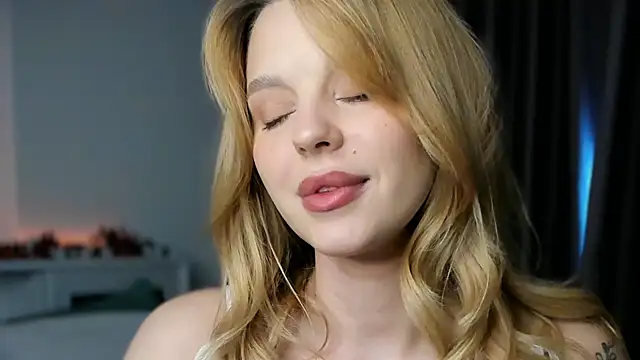 LilyFlamee online show from January 2026 04:17:02 AM