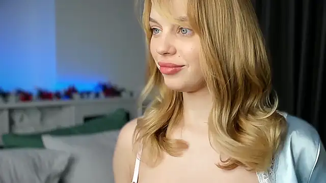 LilyFlamee online show from January 2026 02:40:01 AM