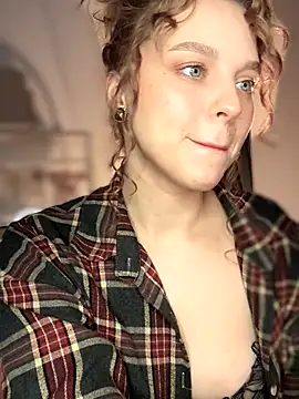 Snapshot of LilyFlamee chatting on October 2025 01:08:01 PM LilyFlamee online show from October 2025 01:08:01 PM