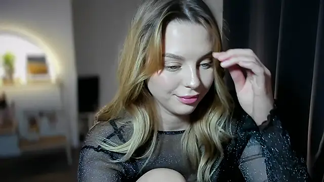 LilyFlamee online show from February 2026 02:47:01 PM