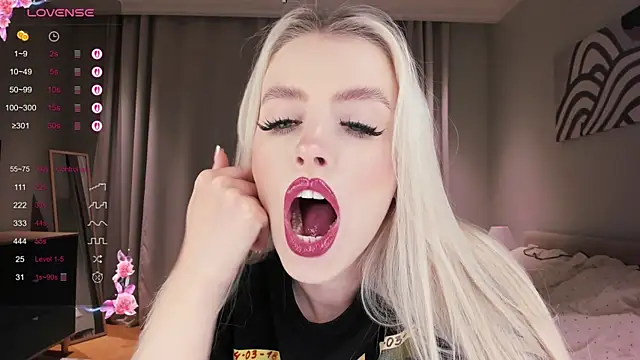 Snapshot of sashaloveyou chatting on November 2025 12:20:01 AM sashaloveyou online show from November 2025 12:20:01 AM