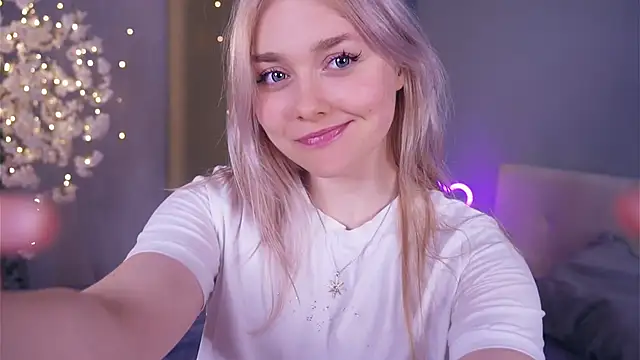 AccaCroyle online show from February 2026 06:25:01 PM