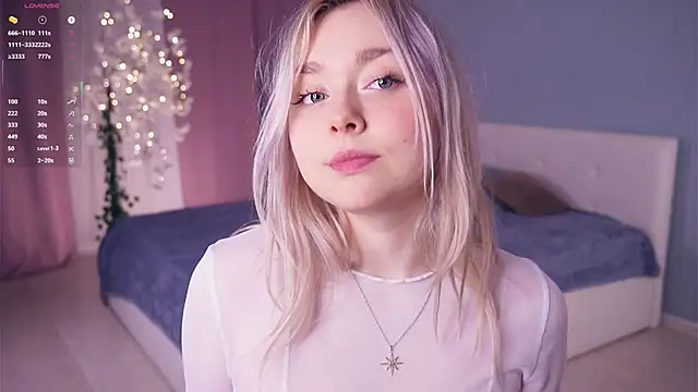 AccaCroyle online show from March 2026 07:18:01 PM