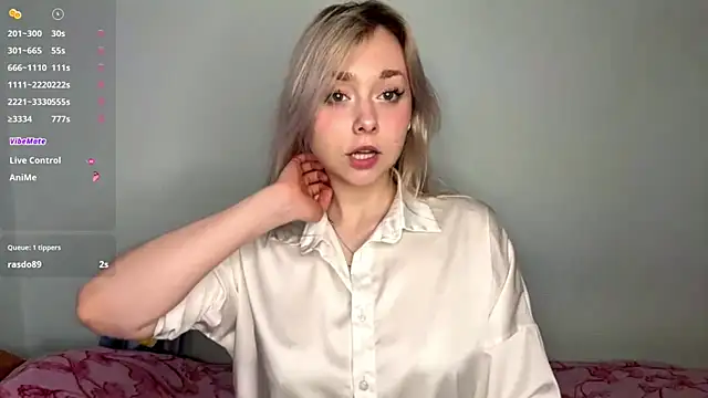 AccaCroyle online show from April 2026 04:59:02 PM