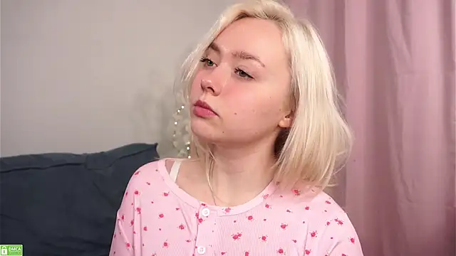 AccaCroyle online show from November 2025 09:19:01 PM