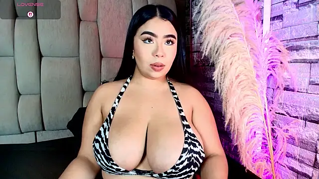 Samy Grey01 online show from June 2026 07:41:02 PM