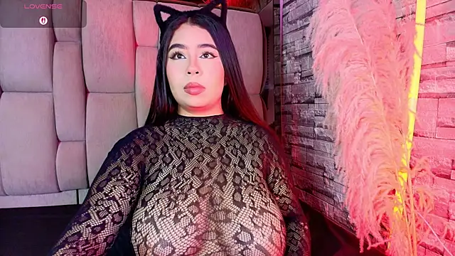 Samy Grey01 online show from May 2026 04:31:01 AM