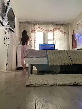 missevacrystal online show from November 2025 11:59:02 AM