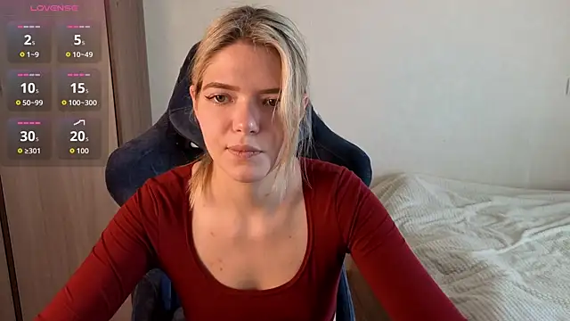 Snapshot of KatanaSVibe chatting on October 2025 09:56:01 AM KatanaSVibe online show from October 2025 09:56:01 AM