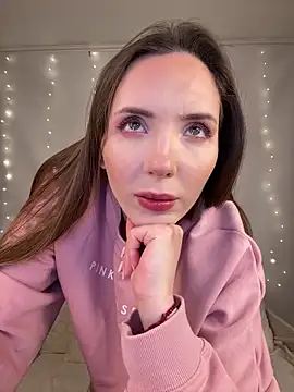 LINA ALL EYES ON YOU online show from April 2026 06:25:01 PM