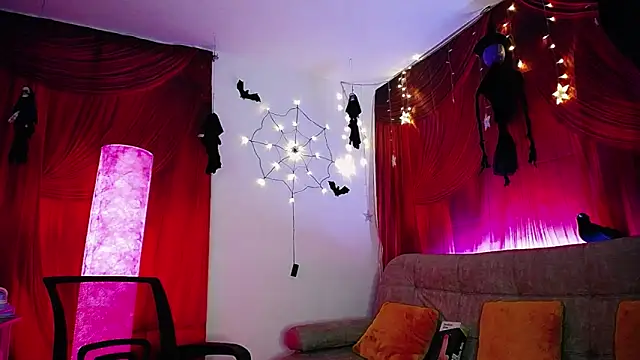 Noha Lux online show from October 2025 12:38:02 PM