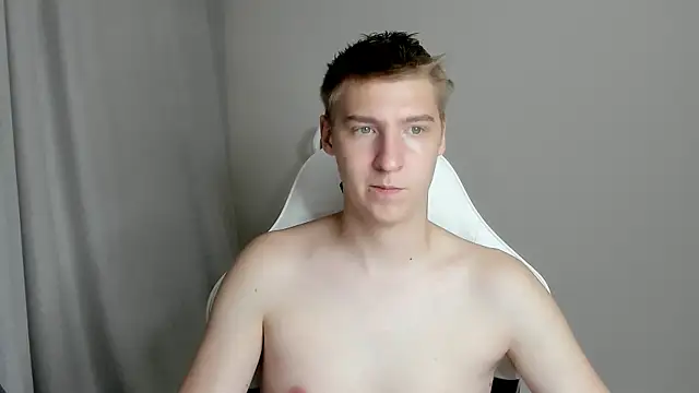 Snapshot of MrSexyCum4U chatting on July 2026 08:16:01 PM MrSexyCum4U online show from July 2026 08:16:01 PM
