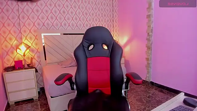 ALANA WATSONN online show from October 2025 12:35:03 PM