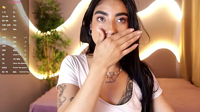 Emma and Issac online show from March 2026 09:08:02 PM