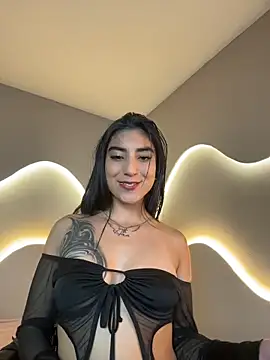 Emma and Issac online show from May 2026 09:07:02 AM