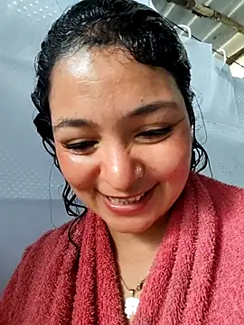 Snapshot of Lily-o chatting on November 2025 04:29:01 PM Lily-o online show from November 2025 04:29:01 PM