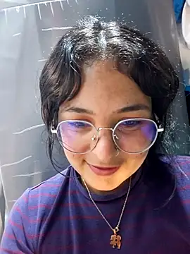 Snapshot of Lily-o chatting on November 2025 03:27:02 AM Lily-o online show from November 2025 03:27:02 AM