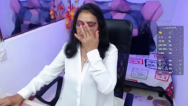 AmandaPeet online show from October 2025 08:41:01 PM