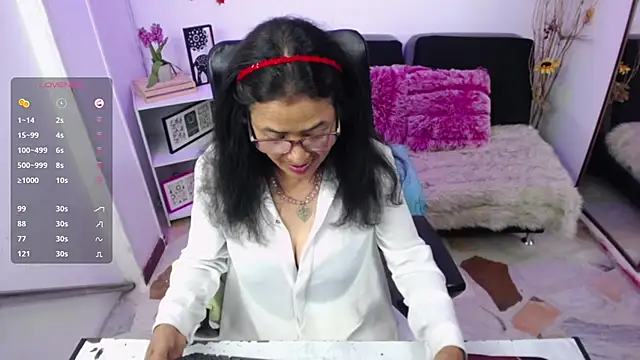 AmandaPeet online show from March 2026 08:32:01 PM