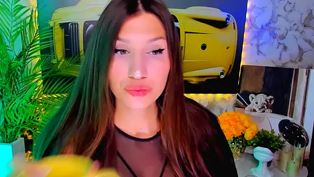 Mollyinyourmind online show from November 2025 05:00:01 AM