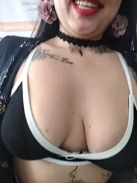 AMATISTA  16 online show from November 2025 12:32:02 PM