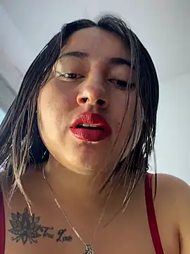 Snapshot of AMATISTA__16 chatting on July 2026 12:50:02 PM AMATISTA 16 online show from July 2026 12:50:02 PM