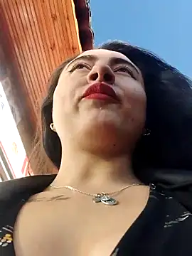 Snapshot of AMATISTA__16 chatting on May 2026 12:30:01 PM AMATISTA 16 online show from May 2026 12:30:01 PM