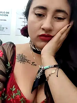 Snapshot of AMATISTA__16 chatting on June 2026 12:21:02 PM AMATISTA 16 online show from June 2026 12:21:02 PM