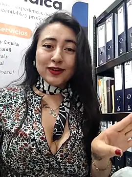 Snapshot of AMATISTA__16 chatting on May 2026 12:28:01 PM AMATISTA 16 online show from May 2026 12:28:01 PM