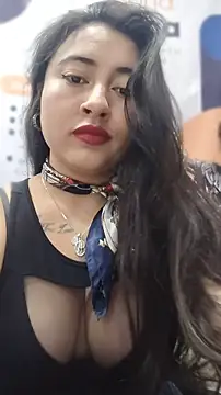 Snapshot of AMATISTA__16 chatting on May 2026 12:22:02 PM AMATISTA 16 online show from May 2026 12:22:02 PM