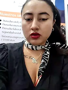 Snapshot of AMATISTA__16 chatting on May 2026 12:25:01 PM AMATISTA 16 online show from May 2026 12:25:01 PM