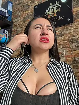 Snapshot of AMATISTA__16 chatting on July 2026 12:34:01 PM AMATISTA 16 online show from July 2026 12:34:01 PM