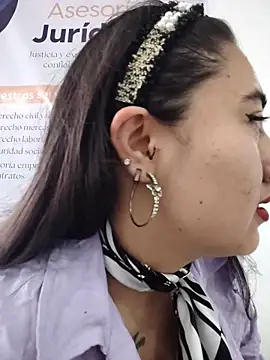 AMATISTA  16 online show from November 2025 12:16:01 PM