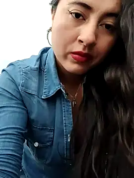 Snapshot of AMATISTA__16 chatting on July 2026 12:20:02 PM AMATISTA 16 online show from July 2026 12:20:02 PM