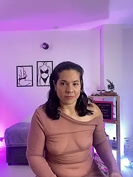 leiablack online show from December 2025 11:05:01 AM