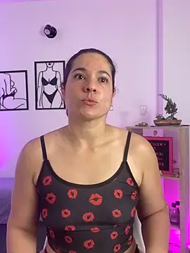 leiablack online show from February 2026 12:01:02 PM